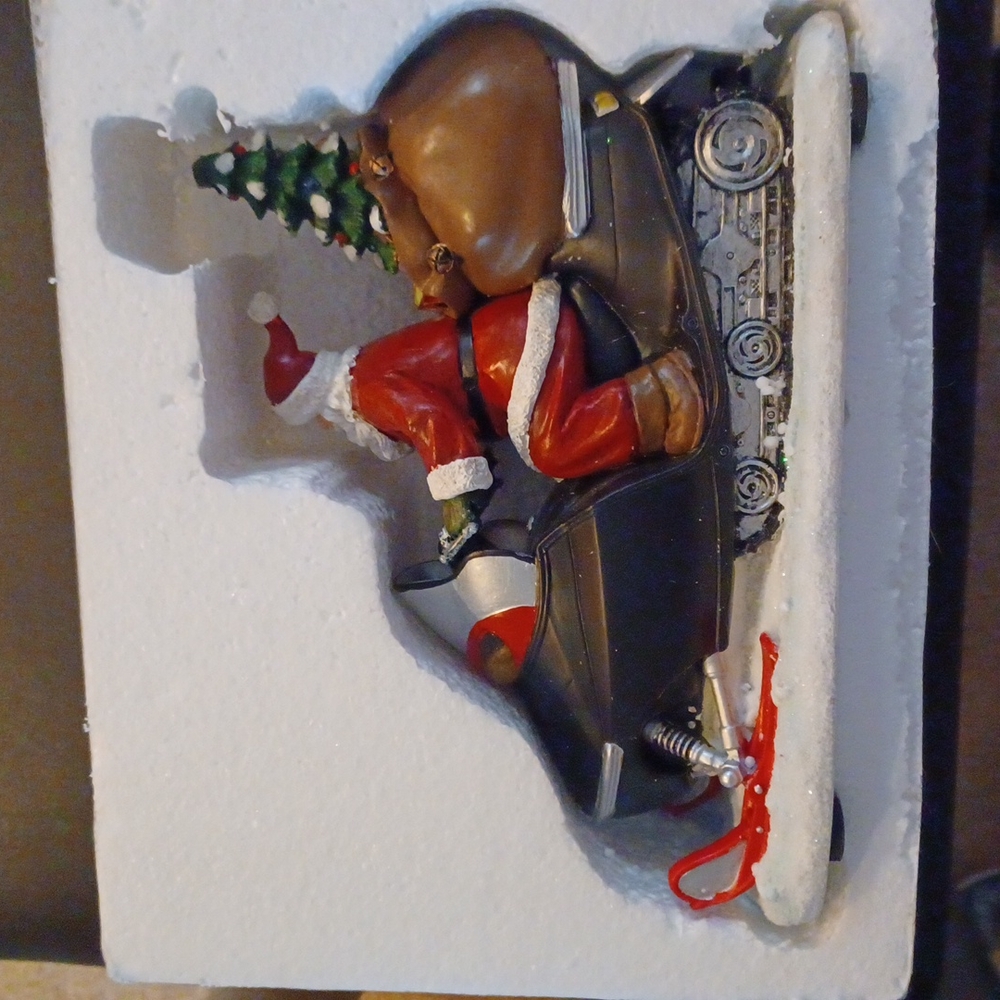 BNIB Roman's Amusement Musical light up Santa on his motorcycle